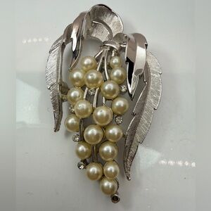 Vintage Crown Trifari Faux Pearl & Rhinestone Leaf Spray Brooch